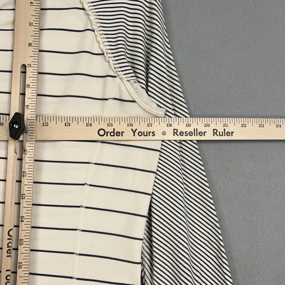 Lululemon Shirt Womens 6 Beige Stripe Full Tilt Long Sleeve Angel Wing - Picture 13 of 15